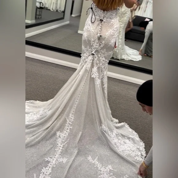 Essense of Australia D3372 - Picture 4 of 6